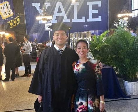 LOOK: Paolo Roxas graduates from Yale; Korina proud tita.